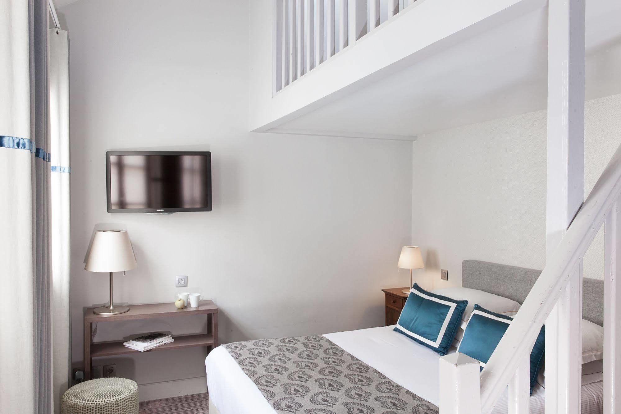 Hotel De La Place Du Louvre - Esprit De France Париж Екстериор снимка